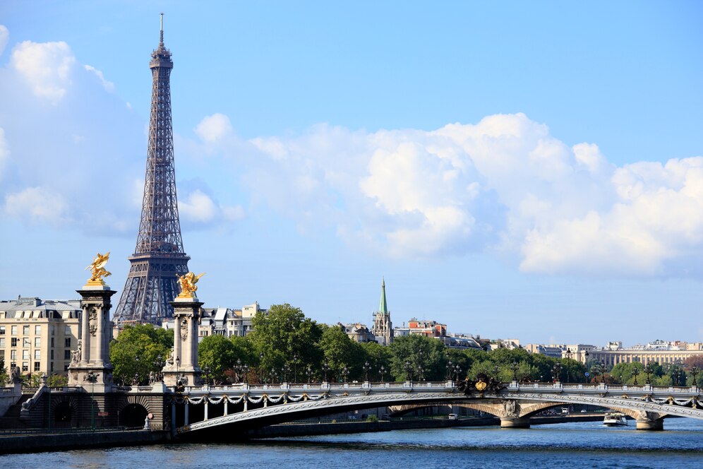 My $3000 Paris Mistake That’s Killing Your Vacation Energy